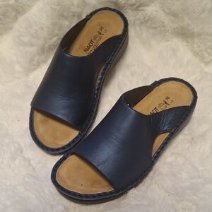 Naot Women’s Navy Leather Open-Toe Slide Sandals